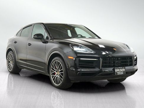 Used 2023 Porsche Cayenne Platinum Edition AWD/4WD image 7