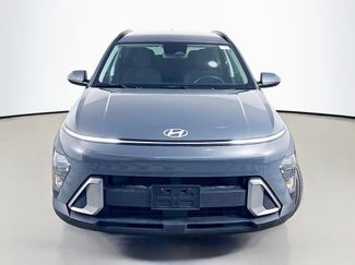 Used 2025 Hyundai Kona SEL video 2