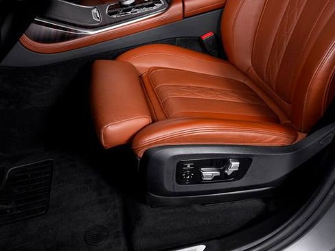 Used 2024 BMW X7 M60i w/ Executive Package AWD/4WD image 21