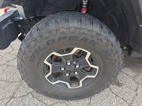 Used 2022 Jeep Gladiator Rubicon image 4