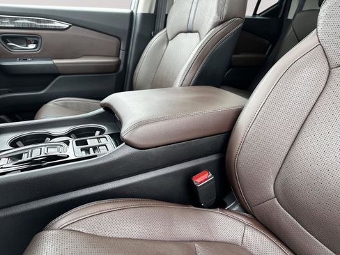 Certified 2024 Honda Pilot Elite image 19
