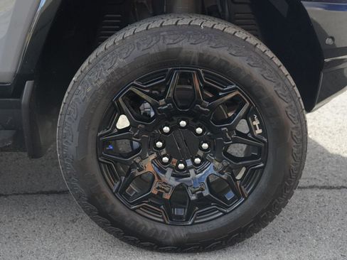 New 2026 GMC Hummer EV 4x4 Crew Cab image 15