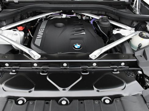 Used 2026 BMW X5 xDrive40i w/ Climate Comfort Package image 23