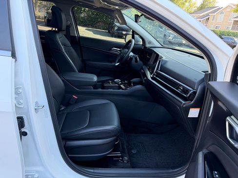 Used 2025 Kia Sportage EX w/ EX Premium Package AWD/4WD image 22