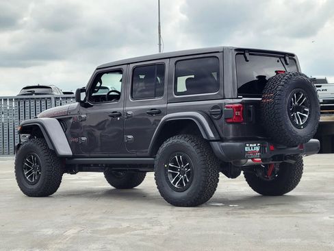 New 2026 Jeep Wrangler Unlimited Rubicon image 2