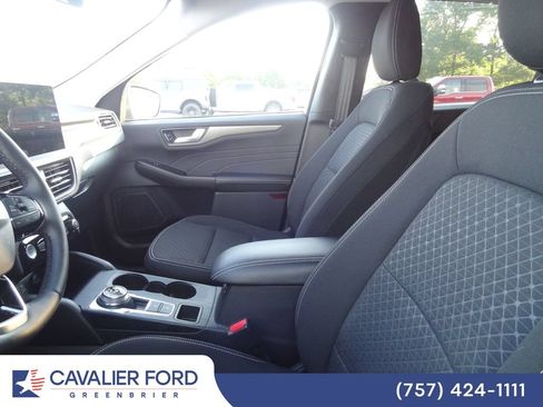 Used 2024 Ford Escape Active w/ Tech Pack #2 AWD/4WD image 8