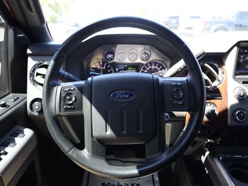 Used 2015 Ford F250 Lariat w/ Lariat Ultimate Package AWD/4WD image 13
