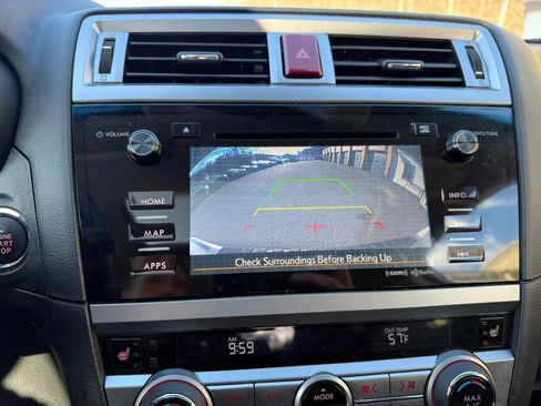 Used 2016 Subaru Outback 2.5i Limited image 11