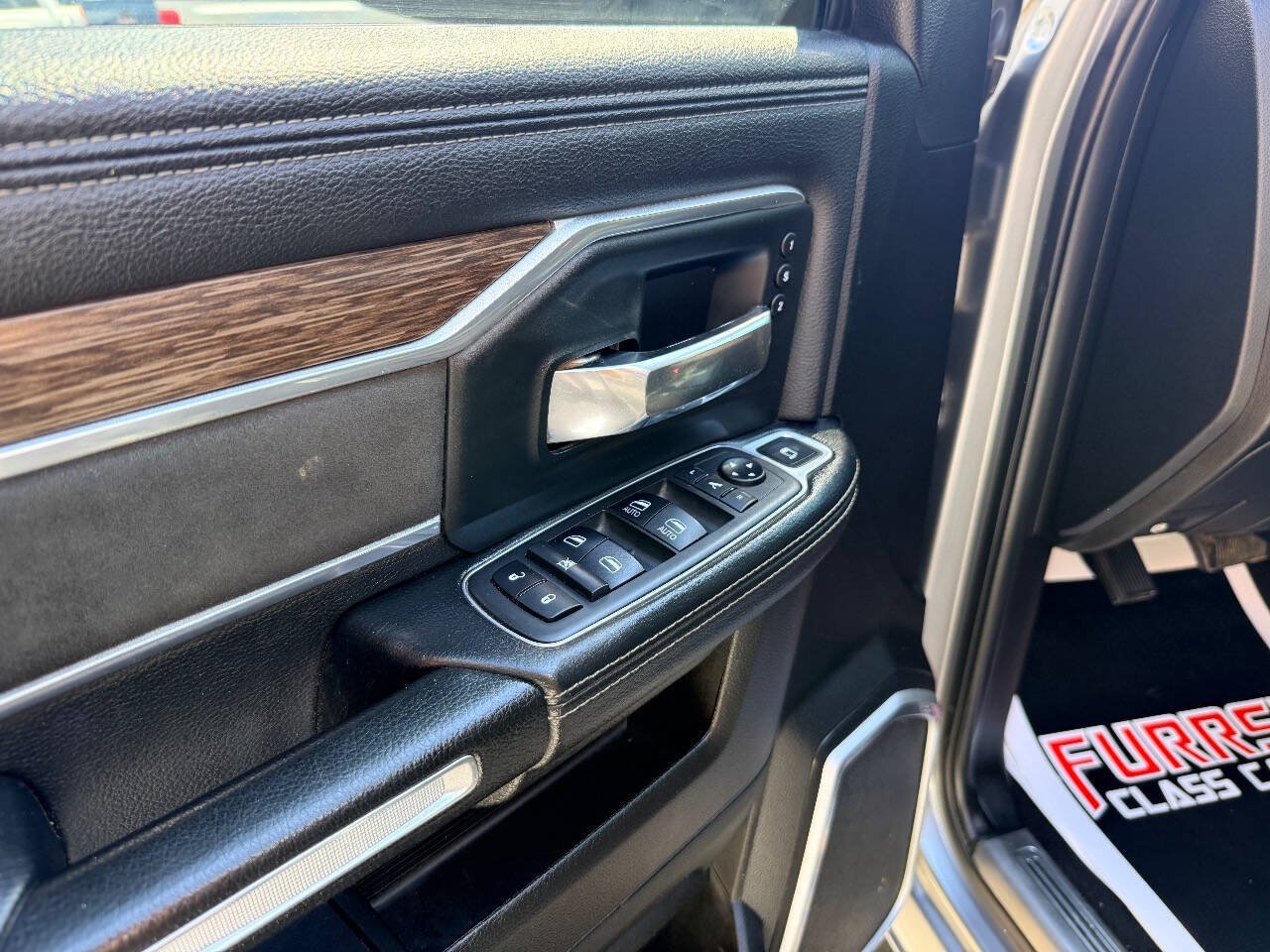 Used 2019 RAM 3500 Laramie AWD/4WD image 17