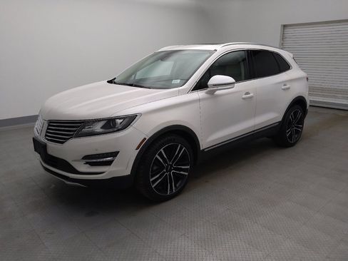Used 2017 Lincoln MKC Reserve image 2