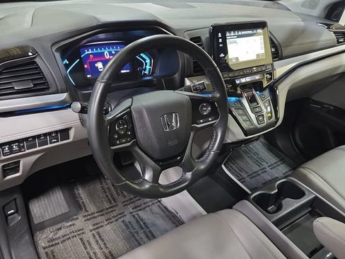 Used 2022 Honda Odyssey Touring image 19