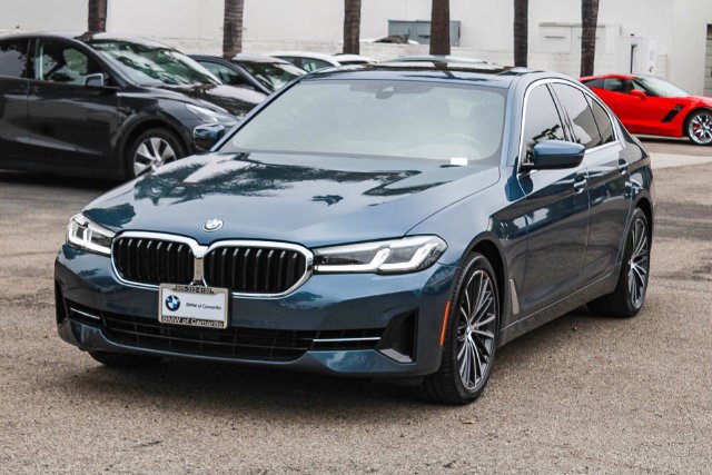 Used 2023 BMW 540i w/ Premium Package RWD image 3