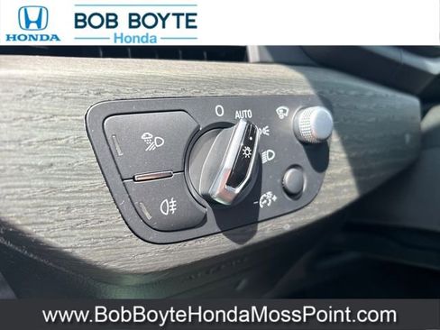 Used 2017 Audi A4 2.0T Prestige image 9