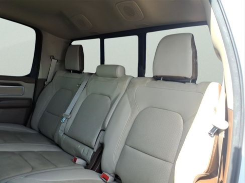 Used 2021 RAM 1500 Laramie AWD/4WD image 11