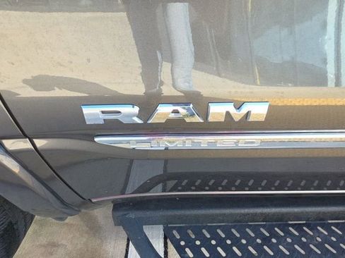 Used 2024 RAM 1500 Limited image 11