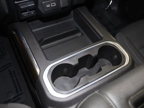 Used 2022 GMC Sierra 1500 Elevation w/ Preferred Package image 31