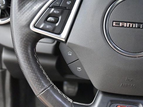 Used 2018 Chevrolet Camaro SS RWD image 19