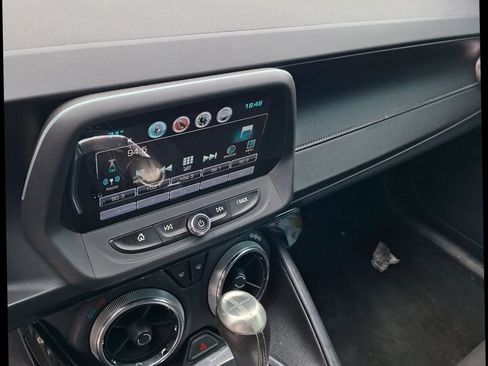 Used 2016 Chevrolet Camaro SS RWD image 12