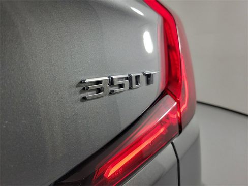 Certified 2025 Cadillac XT4 Premium Luxury image 5