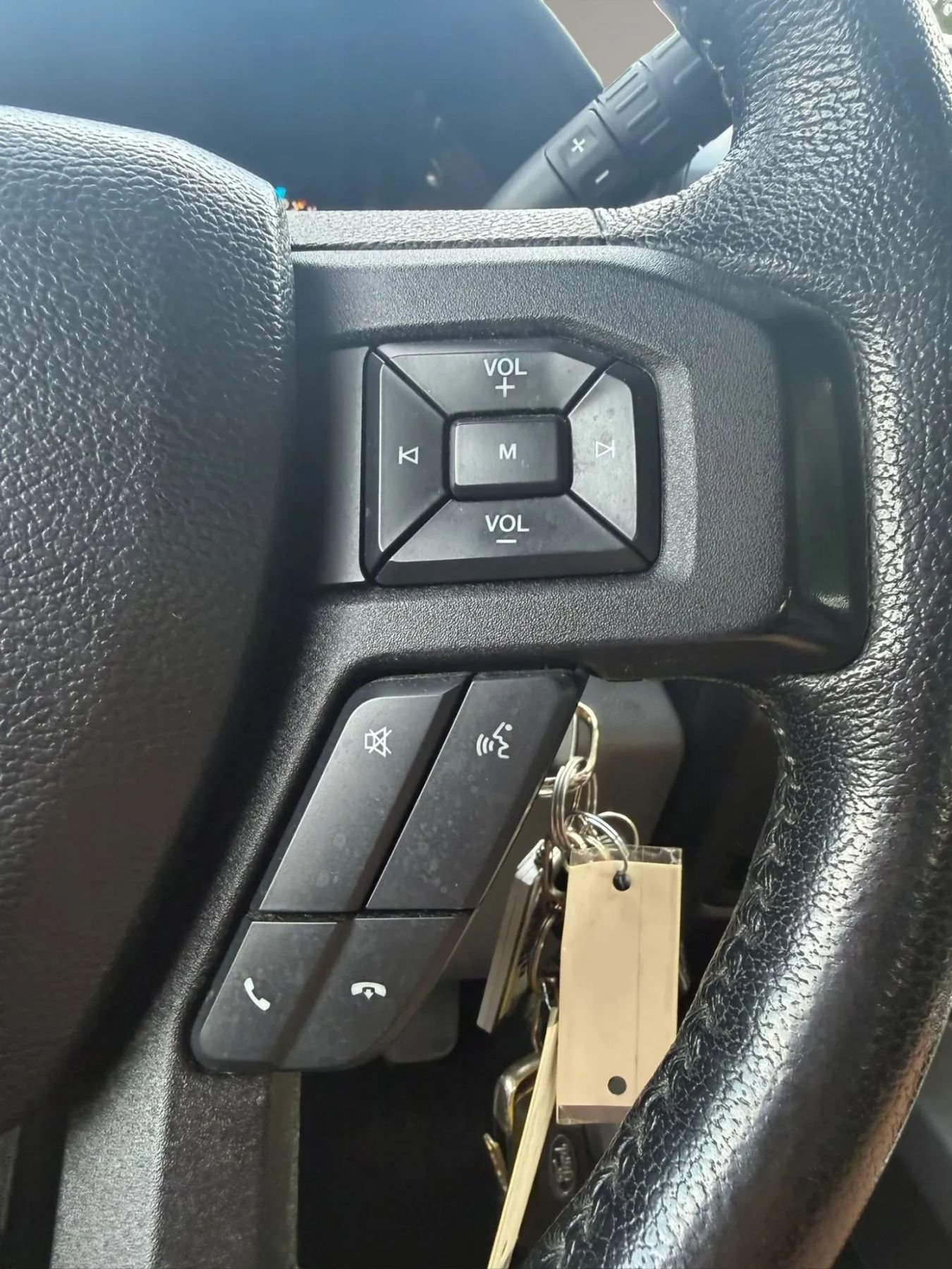 Used 2015 Ford F150 XLT w/ Equipment Group 301A Mid AWD/4WD image 17