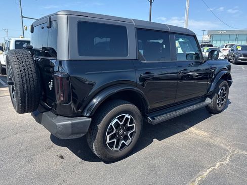 Used 2025 Ford Bronco Outer Banks AWD/4WD image 6