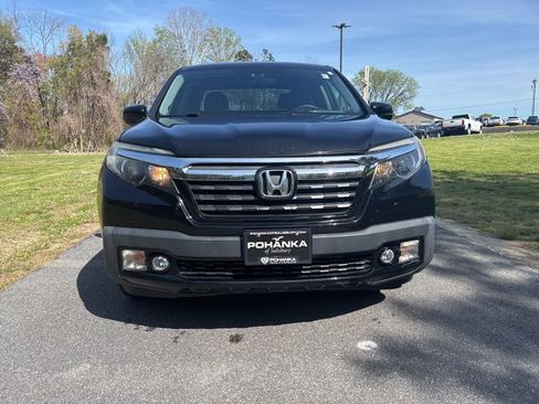 Used 2019 Honda Ridgeline Sport image 2