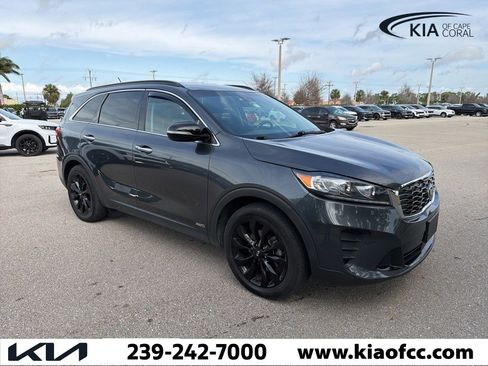 Used 2020 Kia Sorento S image 9