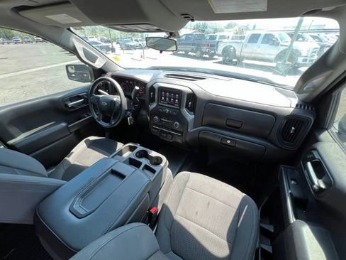 Used 2021 Chevrolet Silverado 1500 Custom Trail Boss AWD/4WD image 18