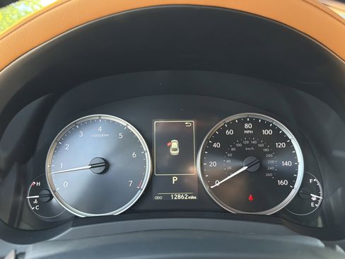 Used 2025 Lexus IS 350 F Sport RWD image 12