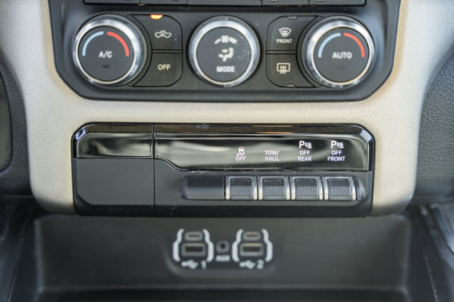 Used 2020 RAM 1500 Laramie AWD/4WD image 33