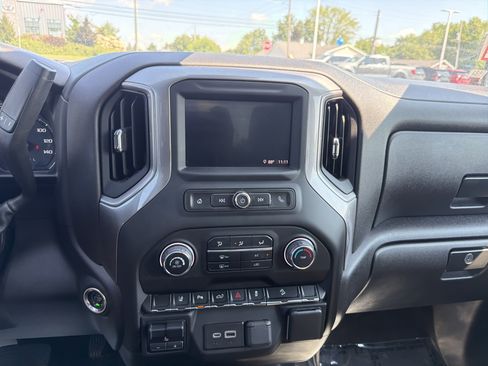 Used 2024 Chevrolet Silverado 2500 Custom w/ Custom Value Package AWD/4WD image 24