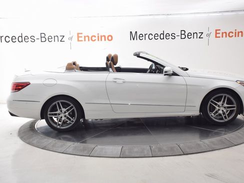Used 2015 Mercedes-Benz E 400 Cabriolet image 7