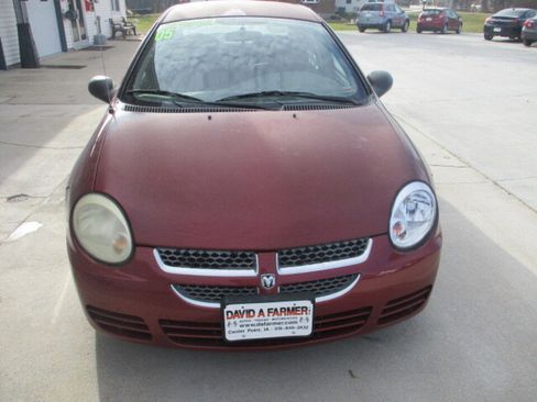 Used 2005 Dodge Neon SXT image 3