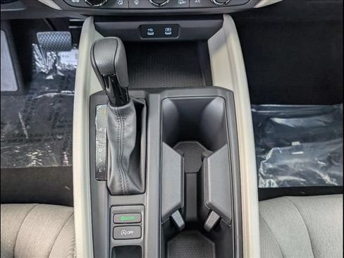 Used 2025 Honda Accord SE image 13