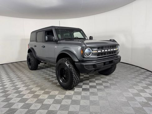 Used 2025 Ford Bronco Big Bend AWD/4WD image 3