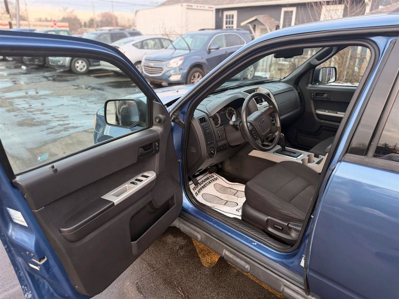 Used 2009 Ford Escape XLT FWD image 8