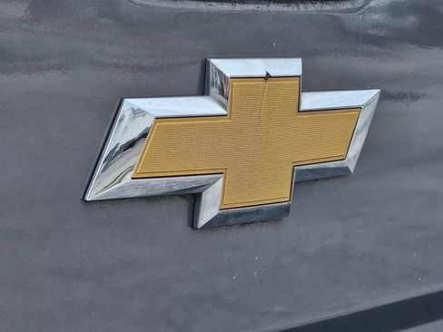 Used 2017 Chevrolet Silverado 1500 LT w/ Texas Edition RWD image 6
