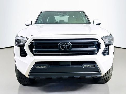 Used 2024 Toyota Tacoma SR5 AWD/4WD image 2
