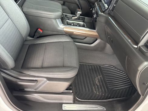 Used 2023 Chevrolet Silverado 1500 LT image 30