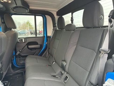 Used 2021 Jeep Gladiator Sport AWD/4WD image 12