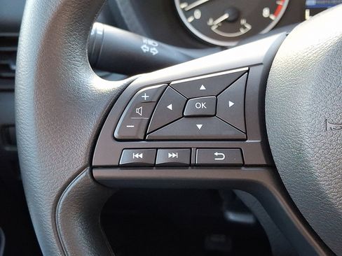 Certified 2025 Nissan Sentra S image 22