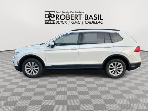 Used 2018 Volkswagen Tiguan SE AWD/4WD image 5