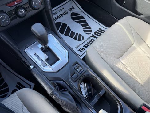 Used 2021 Subaru Impreza 2.0i Premium image 22