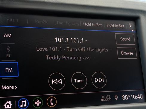 Used 2020 Chevrolet Equinox LT FWD image 20