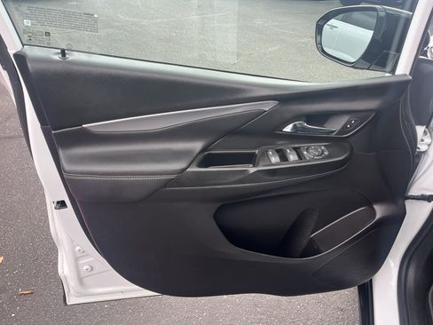 Used 2023 Chevrolet Bolt LT image 18