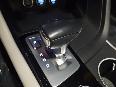 Used 2022 Genesis G70 2.0T image 20