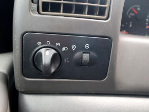 Used 2003 Ford F250 XL image 20