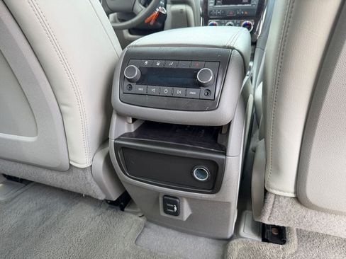 Used 2017 Buick Enclave Premium w/ Experience Buick Package AWD/4WD image 32
