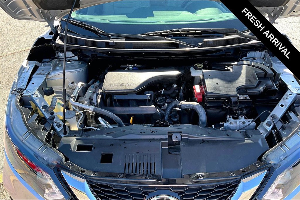 Used 2020 Nissan Rogue Sport SV w/ All-Weather Package FWD image 28