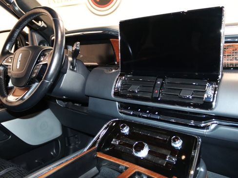 Used 2024 Lincoln Navigator L Black Label AWD/4WD image 59